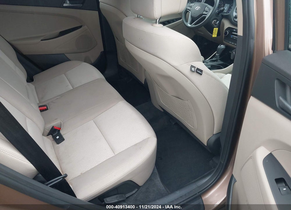 2016 HYUNDAI TUCSON SE VIN: KM8J33A40GU158769