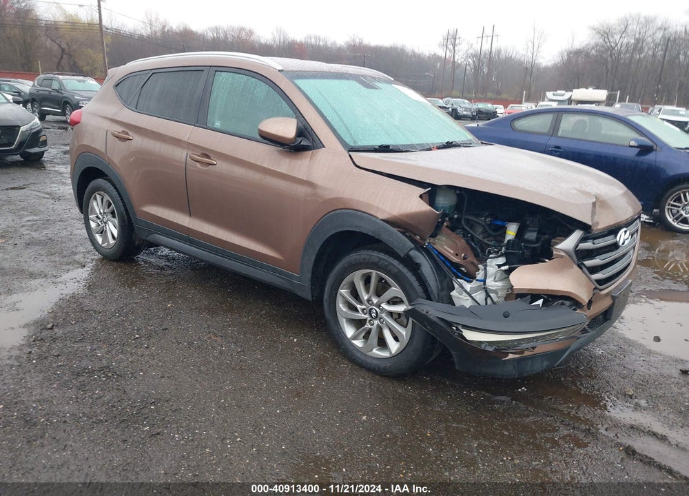 2016 HYUNDAI TUCSON SE VIN: KM8J33A40GU158769