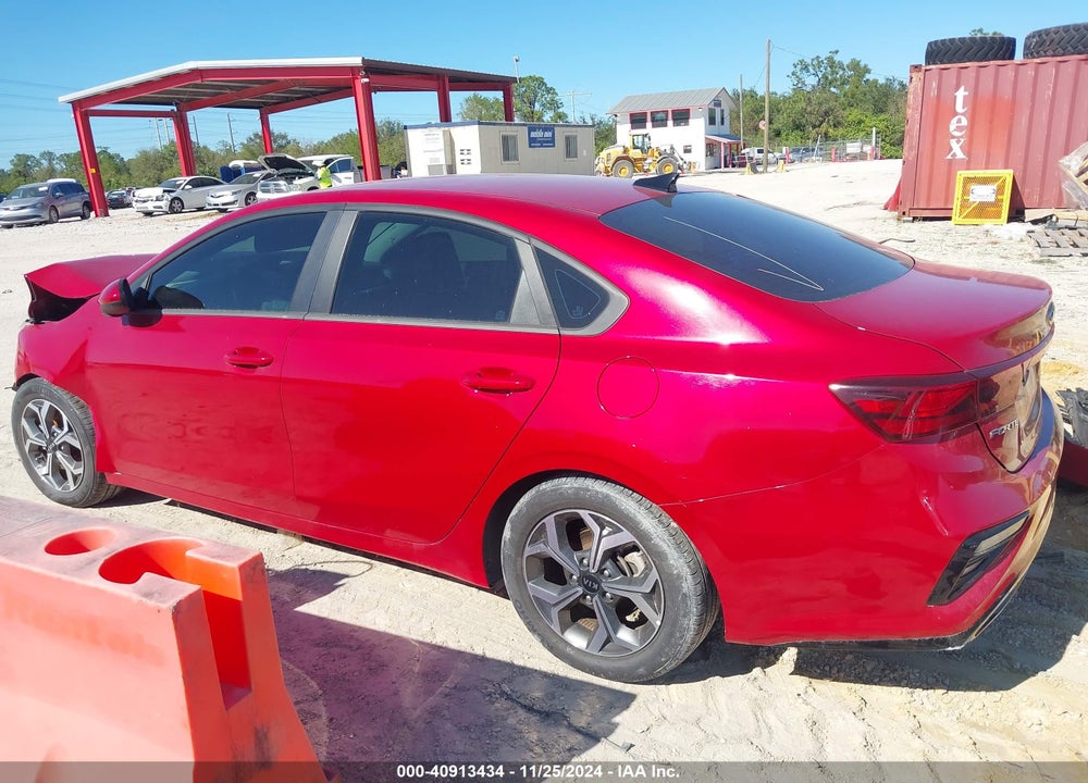 2021 KIA FORTE LXS VIN: 3KPF24AD7ME362031