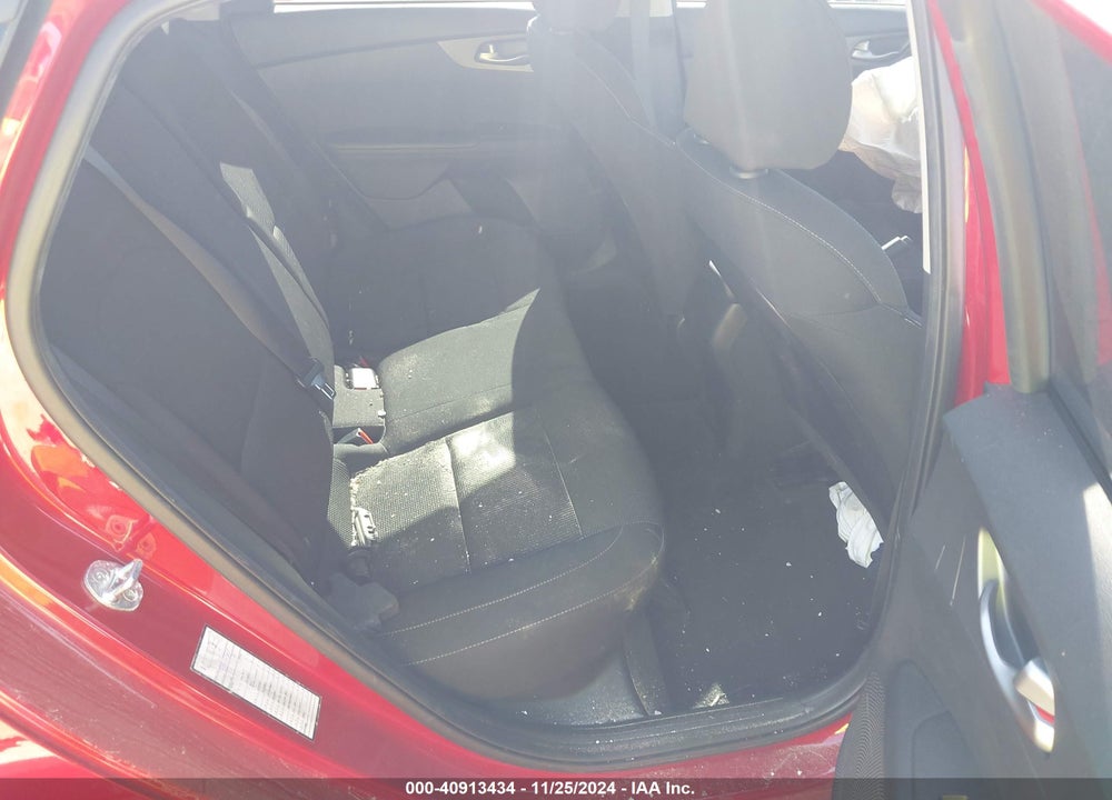 2021 KIA FORTE LXS VIN: 3KPF24AD7ME362031