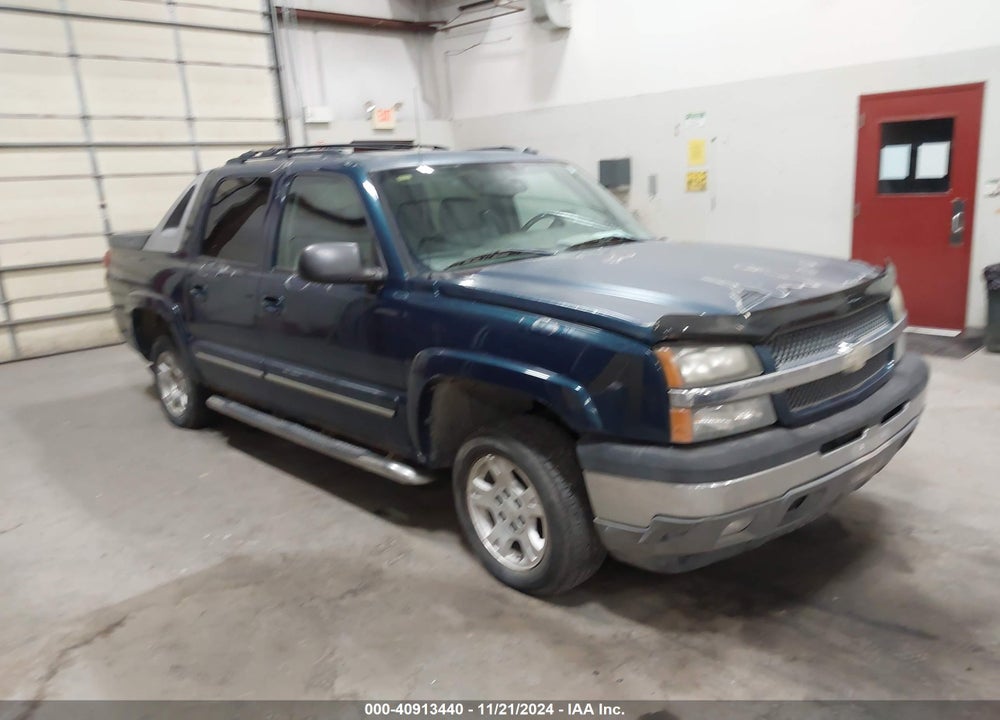 2005 CHEVROLET AVALANCHE VIN: 3GNEK12T35G261100