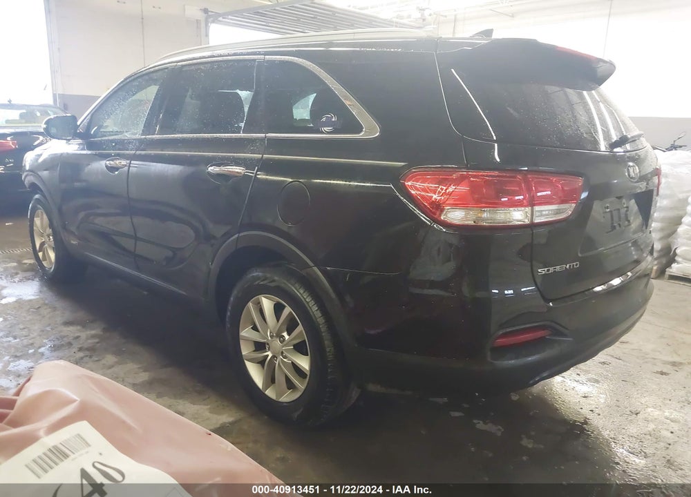 2017 KIA SORENTO 2.4L LX VIN: 5XYPGDA30HG204796