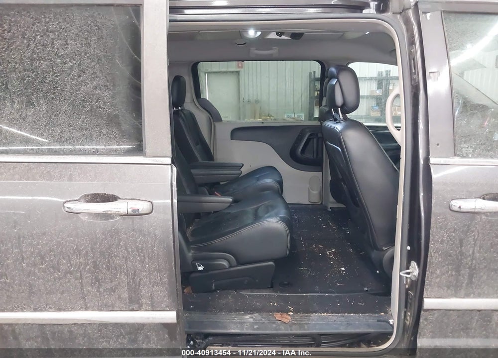 2015 CHRYSLER TOWN & COUNTRY TOURING-L VIN: 2C4RC1CG6FR572458