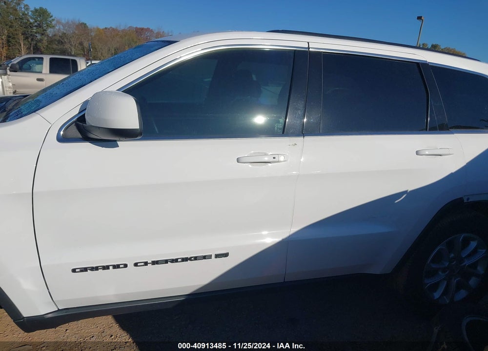 2022 JEEP GRAND CHEROKEE WK LAREDO E 4X2 VIN: 1C4RJEAG3NC152938