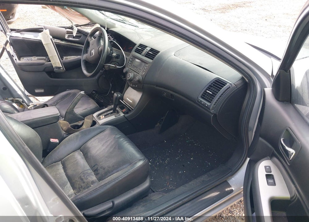 2005 HONDA ACCORD 2.4 EX VIN: 1HGCM56865A166148