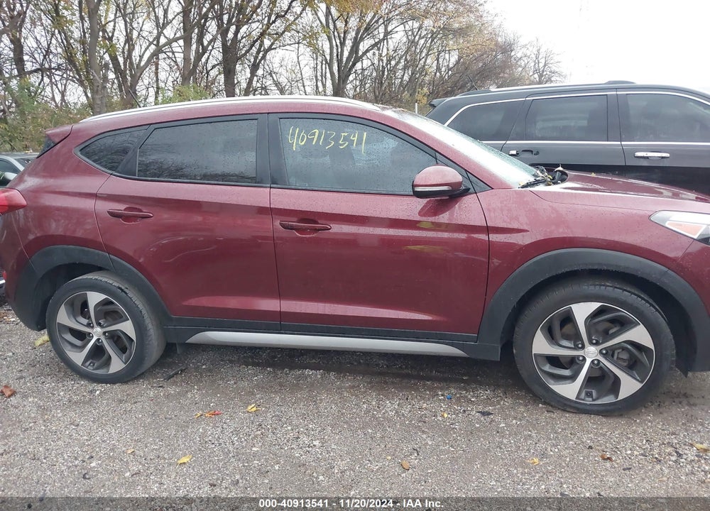 2017 HYUNDAI TUCSON SPORT VIN: KM8J3CA20HU313451