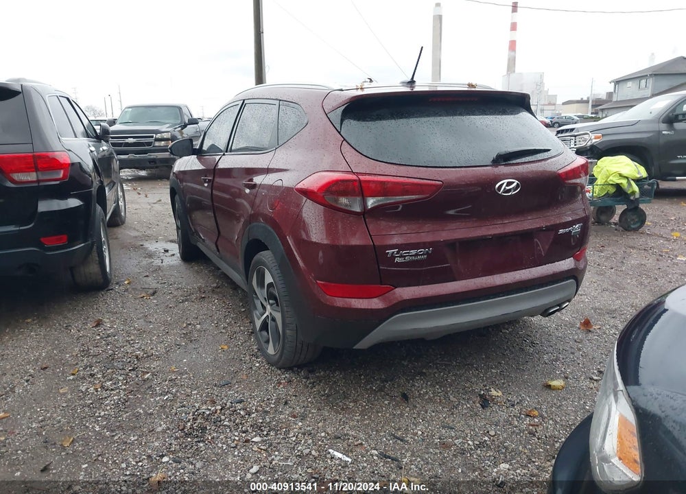 2017 HYUNDAI TUCSON SPORT VIN: KM8J3CA20HU313451