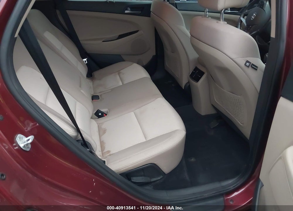2017 HYUNDAI TUCSON SPORT VIN: KM8J3CA20HU313451