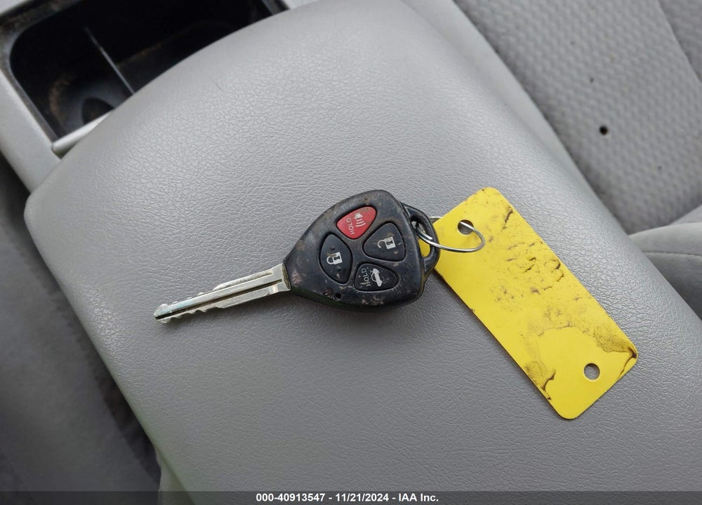 2011 TOYOTA CAMRY LE VIN: 4T1BF3EK8BU187708