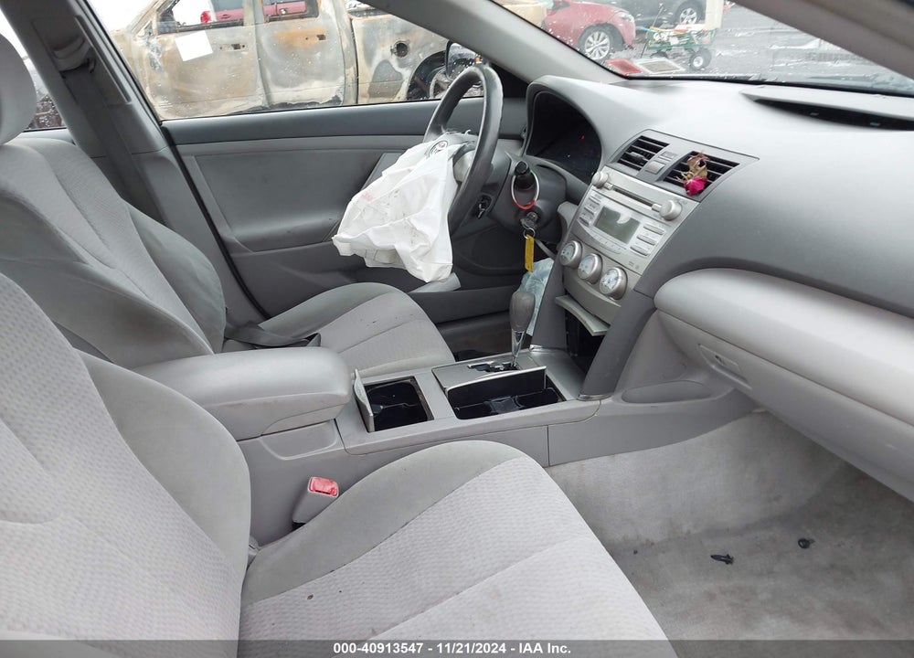 2011 TOYOTA CAMRY LE VIN: 4T1BF3EK8BU187708