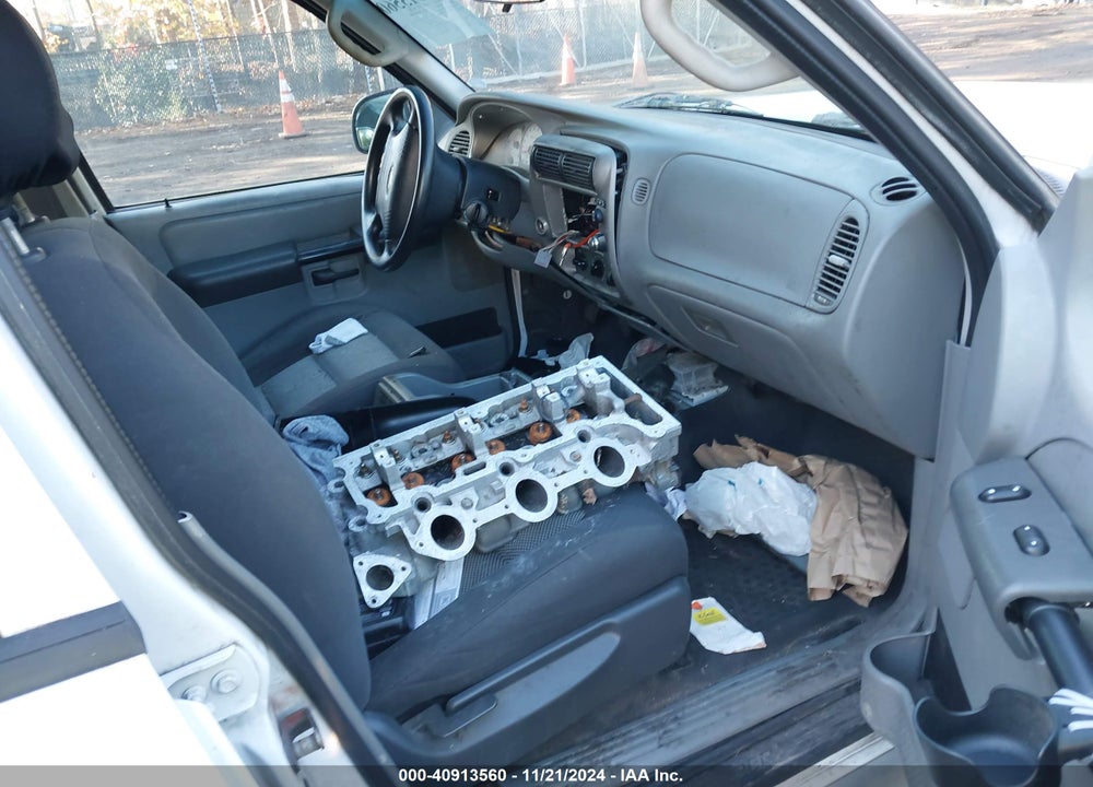 2003 FORD EXPLORER SPORT TRAC XLS/XLT VIN: 1FMZU67E73UC45841