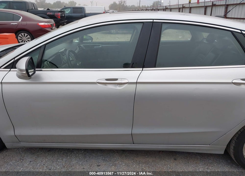 2018 FORD FUSION SE VIN: 3FA6P0H95JR267473