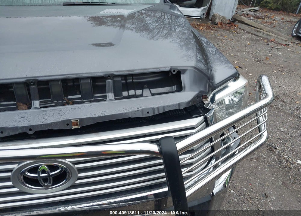 2014 TOYOTA TUNDRA SR5 5.7L V8 VIN: 5TFUY5F17EX411336