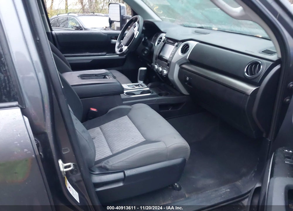2014 TOYOTA TUNDRA SR5 5.7L V8 VIN: 5TFUY5F17EX411336