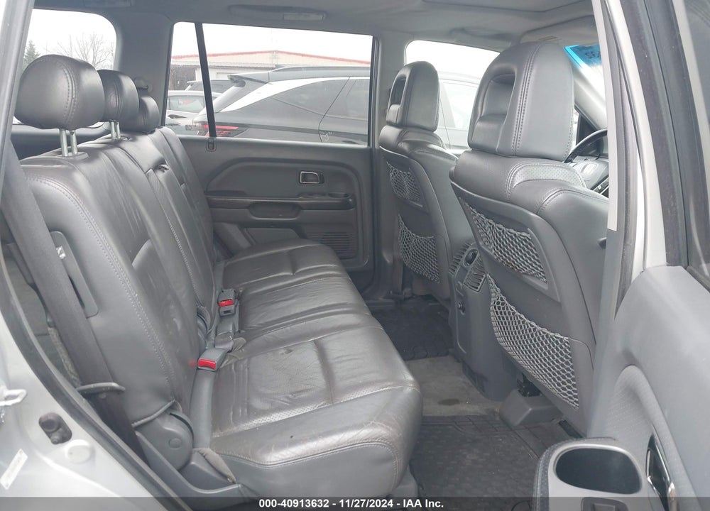 2005 HONDA PILOT EX-L VIN: 5FNYF18565B034881