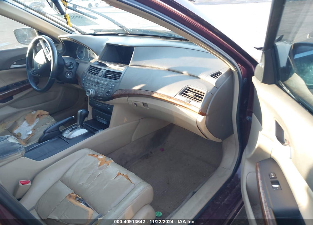 2008 HONDA ACCORD 2.4 EX-L VIN: 1HGCP26878A095827