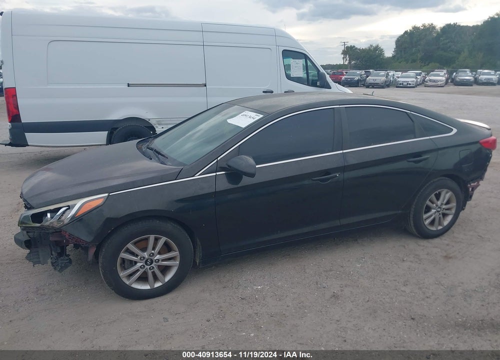 2016 HYUNDAI SONATA SE VIN: 5NPE24AF6GH323881