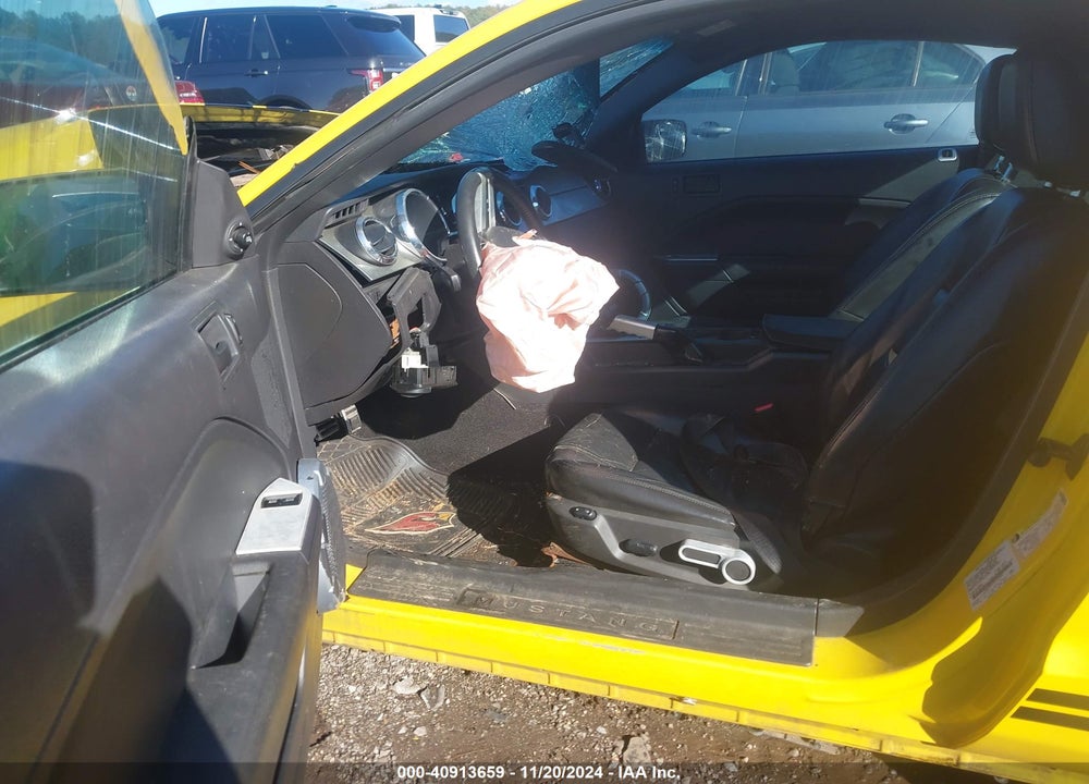 2005 FORD MUSTANG V6 DELUXE/V6 PREMIUM VIN: 1ZVFT80N755158466