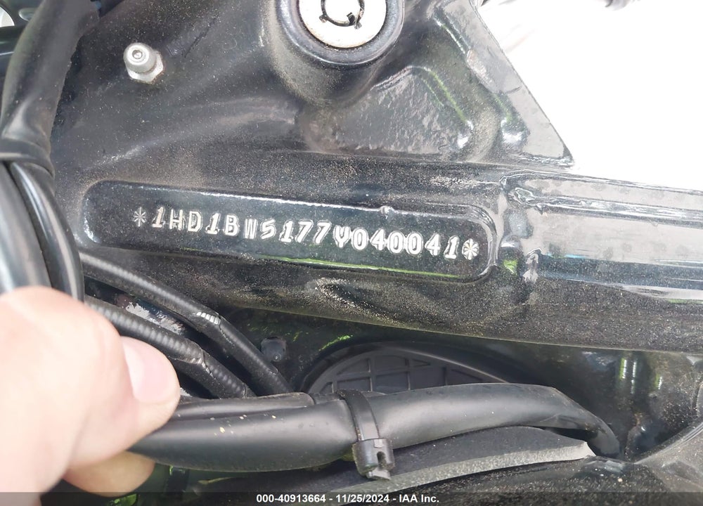 2007 HARLEY-DAVIDSON FLSTC VIN: 1HD1BW5177Y040041