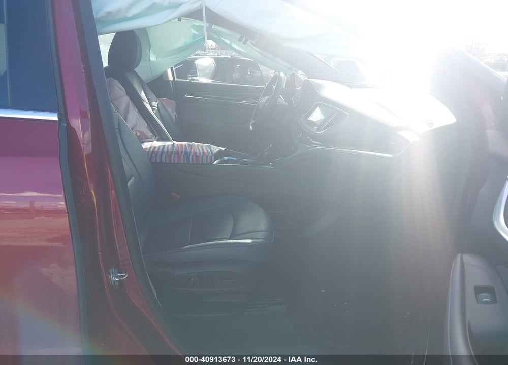 2020 BUICK ENCLAVE AWD ESSENCE VIN: 5GAEVAKW2LJ131803