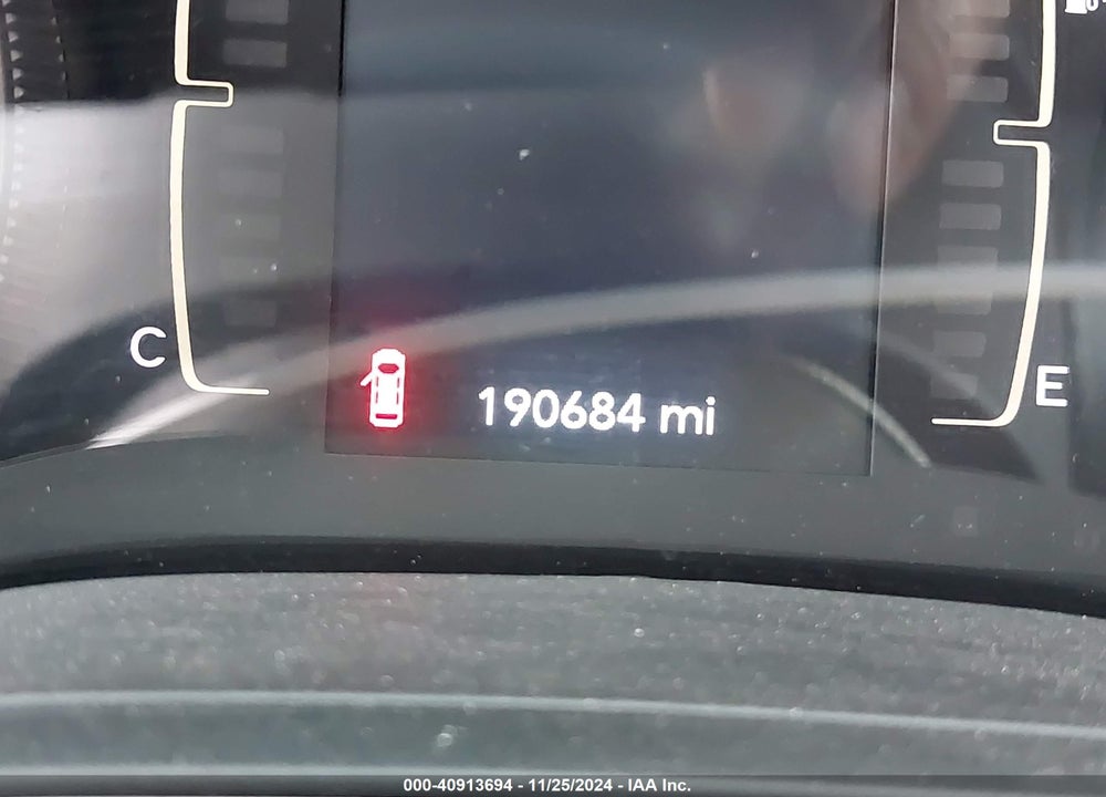2019 JEEP CHEROKEE VIN: 1C4PJLCB5KD344588