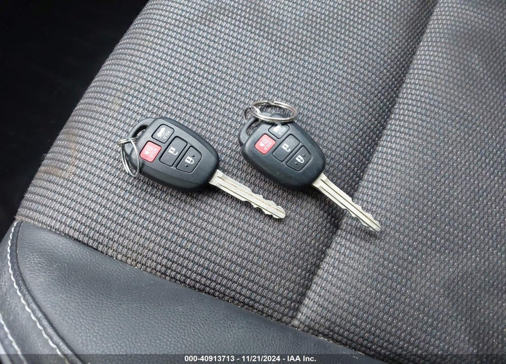 2016 TOYOTA COROLLA S PLUS VIN: 5YFBURHE2GP495299