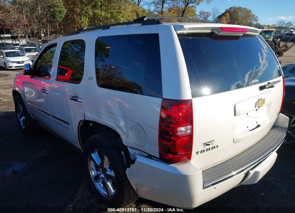 2011 CHEVROLET TAHOE LTZ VIN: 1GNSKCE03BR381930