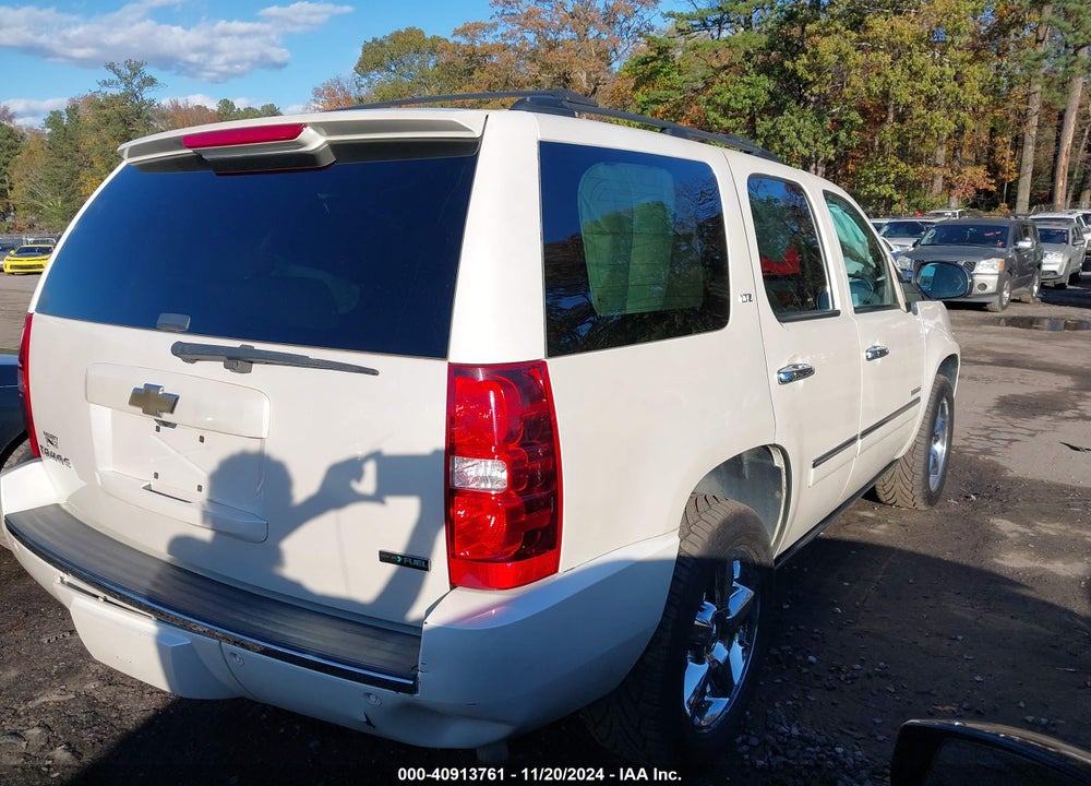 2011 CHEVROLET TAHOE LTZ VIN: 1GNSKCE03BR381930