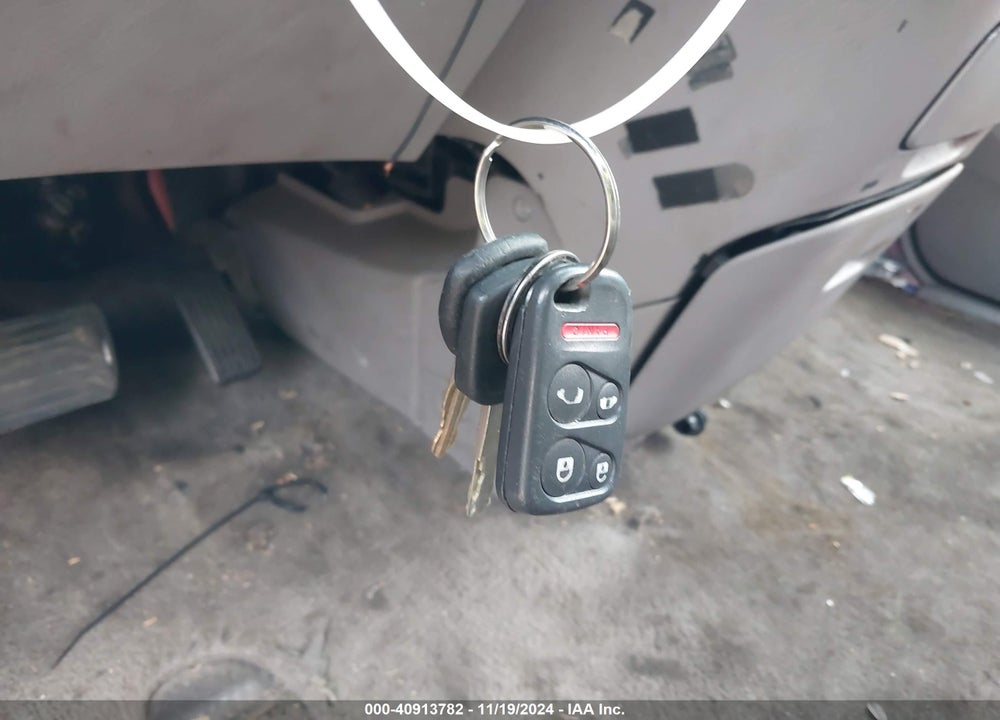 2003 HONDA ODYSSEY EX VIN: 2HKRL18653H500174