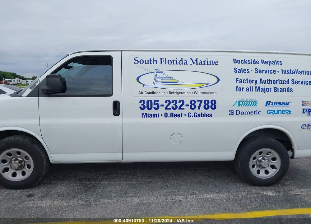 2010 CHEVROLET EXPRESS WORK VAN VIN: 1GCUGADX9A1117100