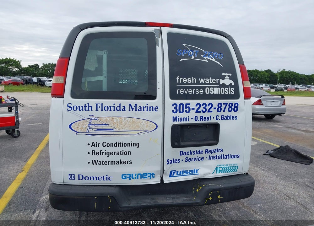 2010 CHEVROLET EXPRESS WORK VAN VIN: 1GCUGADX9A1117100