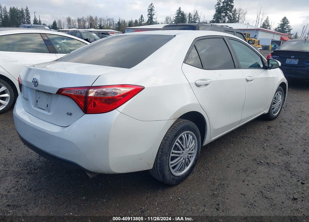 2018 TOYOTA COROLLA LE VIN: 5YFBURHEXJP841252