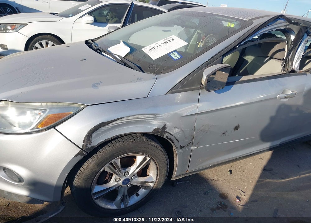2014 FORD FOCUS SE VIN: 1FADP3F23EL122998