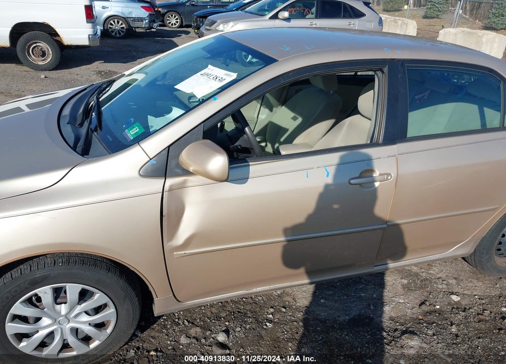 2011 TOYOTA COROLLA LE VIN: 2T1BU4EE9BC719927