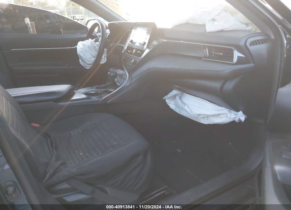 2021 TOYOTA CAMRY SE VIN: 4T1T11AK1MU561690