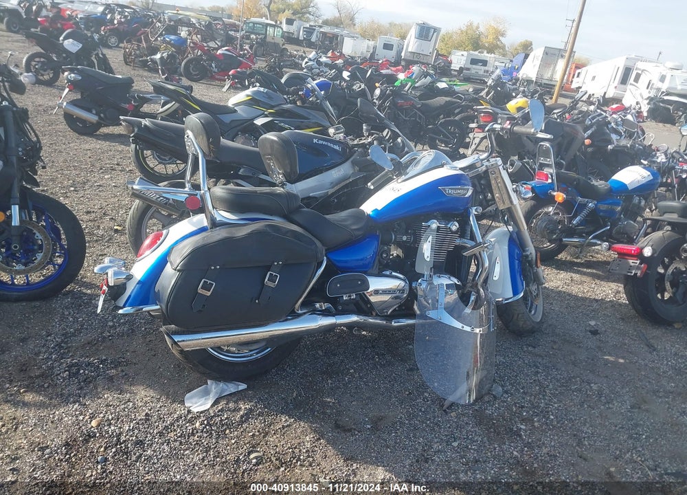 2014 TRIUMPH MOTORCYCLE THUNDERBIRD LT VIN: SMTB07WF3EJ625122