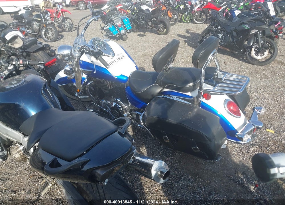 2014 TRIUMPH MOTORCYCLE THUNDERBIRD LT VIN: SMTB07WF3EJ625122