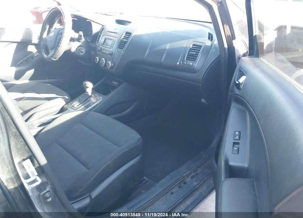 2014 KIA FORTE LX VIN: KNAFK4A64E5248371