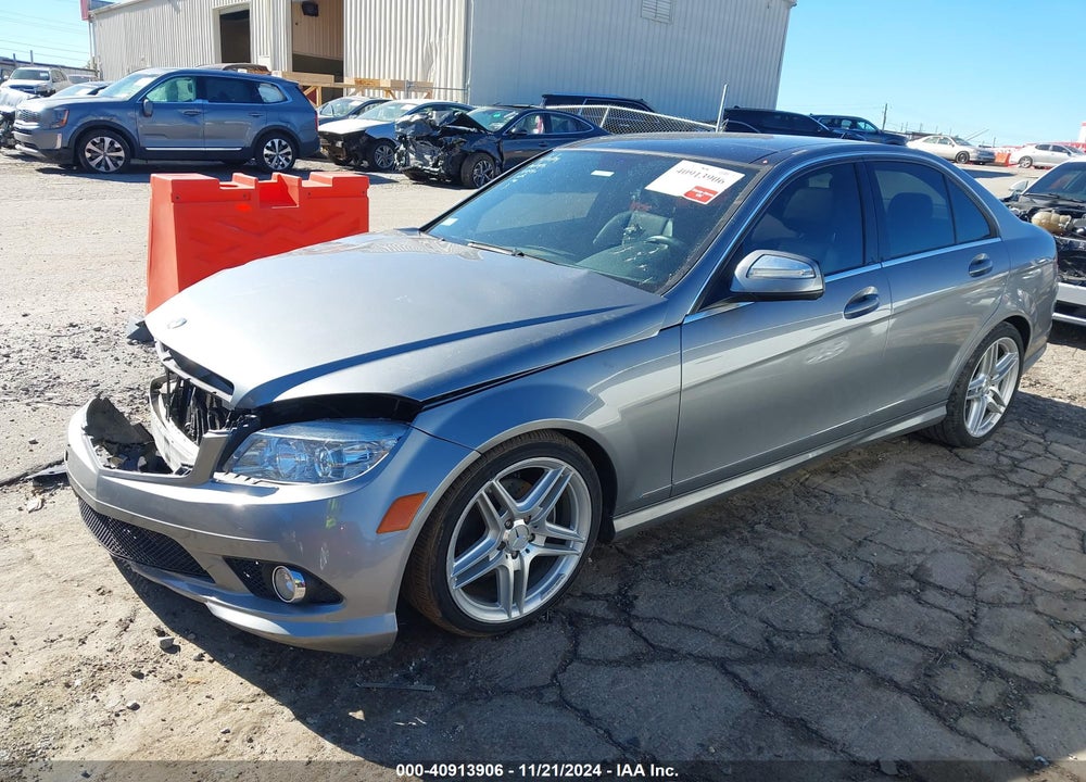2009 MERCEDES-BENZ C 300 LUXURY/SPORT VIN: WDDGF54X89R054209