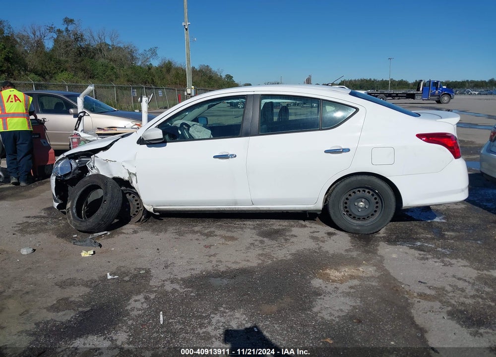2015 NISSAN VERSA 1.6 S/1.6 S+/1.6 SL/1.6 SV VIN: 3N1CN7AP4FL880461
