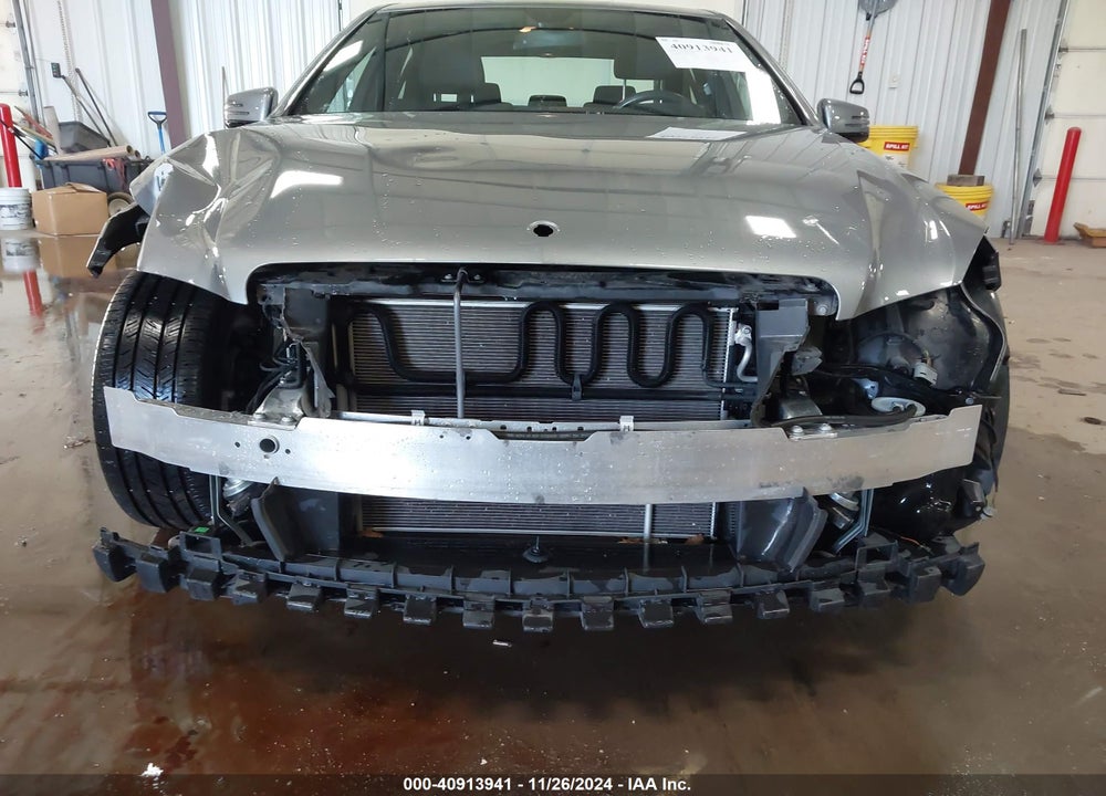 2011 MERCEDES-BENZ E 350 VIN: WDDHF5GB4BA281003