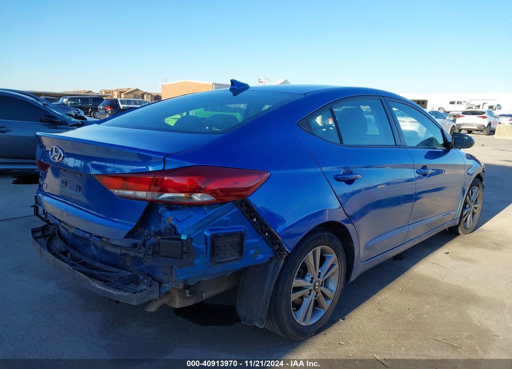 2018 HYUNDAI ELANTRA SEL VIN: 5NPD84LF2JH311984