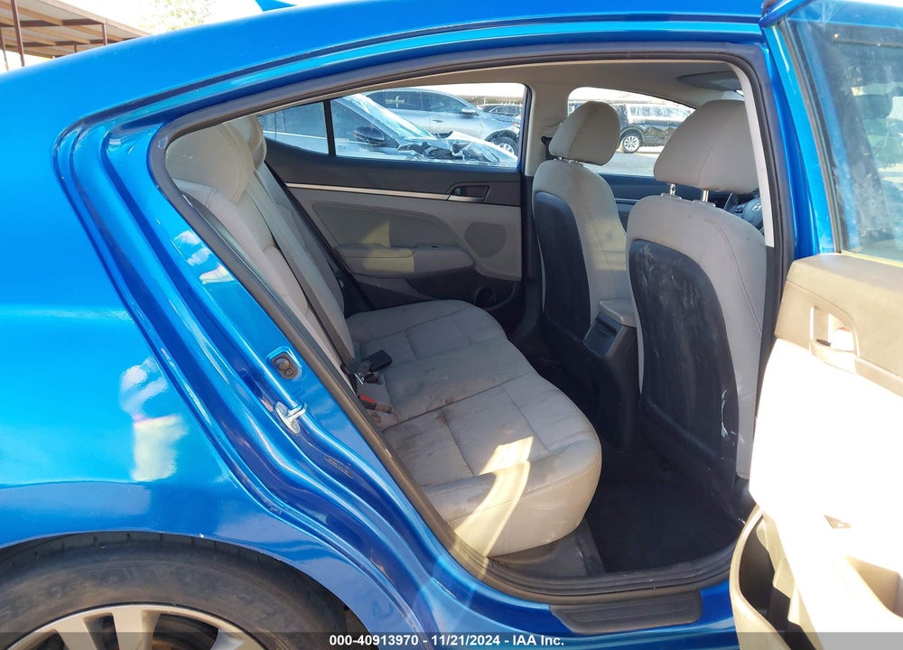2018 HYUNDAI ELANTRA SEL VIN: 5NPD84LF2JH311984