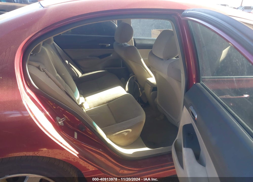 2010 HONDA CIVIC LX VIN: 2HGFA1F5XAH568562