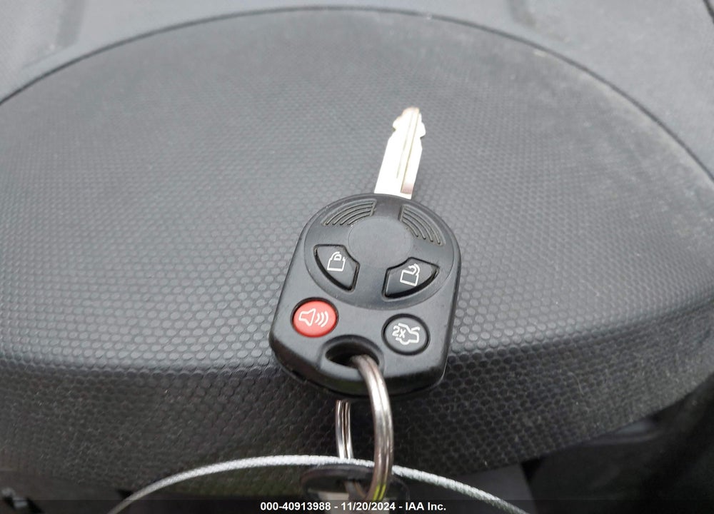 2010 FORD ESCAPE LIMITED VIN: 1FMCU0E78AKD43003