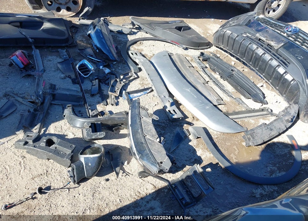 2022 BUICK ENVISION FWD PREFERRED VIN: LRBAZLR44ND159913
