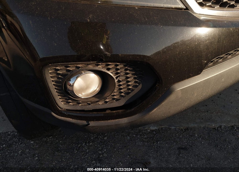 2011 KIA SORENTO LX VIN: 5XYKT4A15BG040067