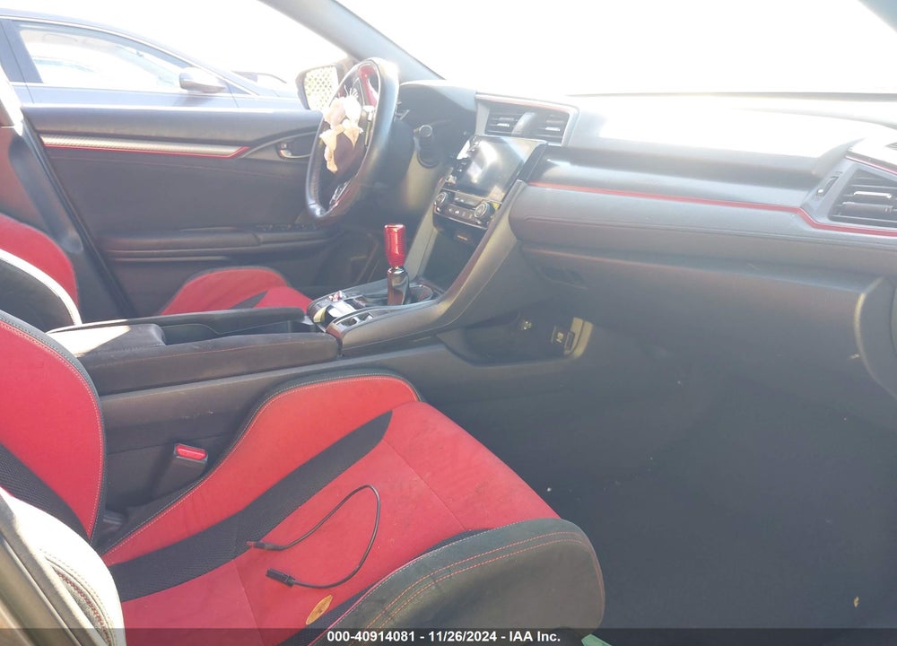 2019 HONDA CIVIC TYPE-R TOURING VIN: SHHFK8G78KU205879