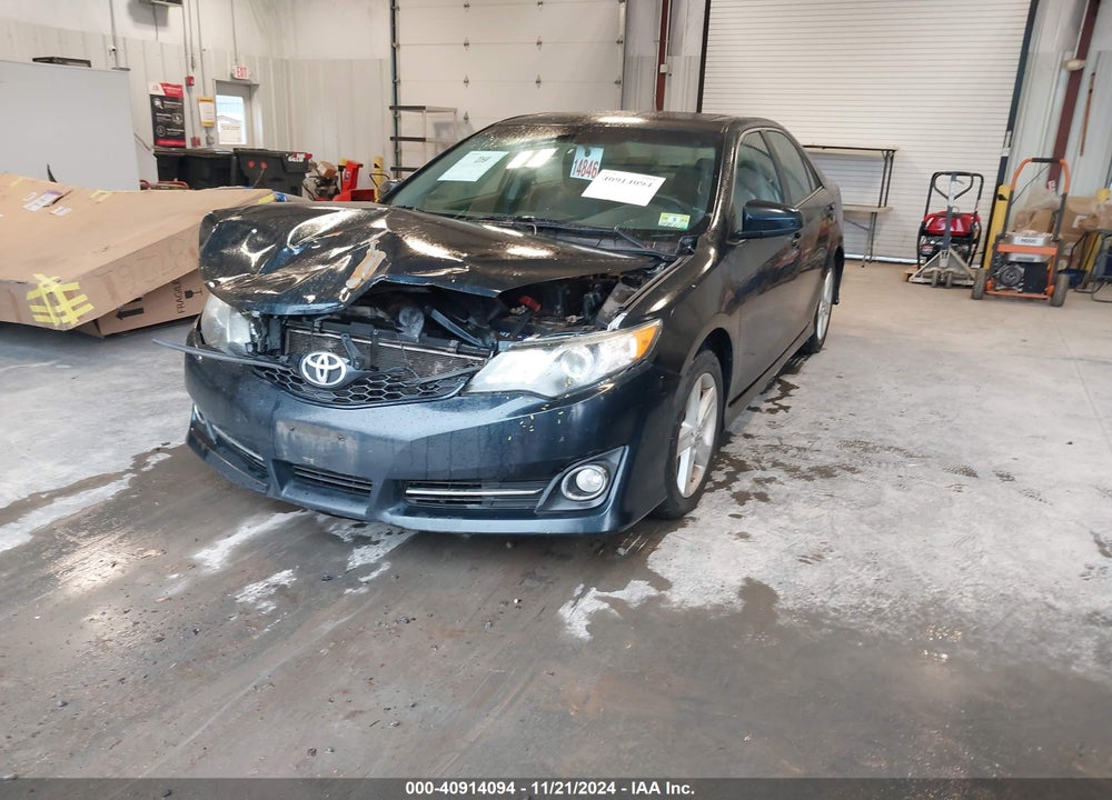 2014 TOYOTA CAMRY SE VIN: 4T1BF1FK2EU362235