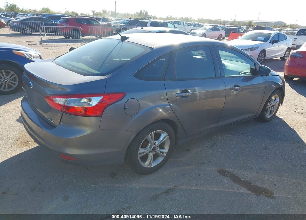 2014 FORD FOCUS SE VIN: 1FADP3F20EL141671